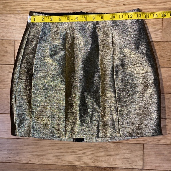 For Love and Lemons Juliette Brocade Micro Mini Skirt in Gold size XS NWT - Picture 8 of 15